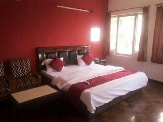 Hotel Mussoorie Midview, Mussoorie 4